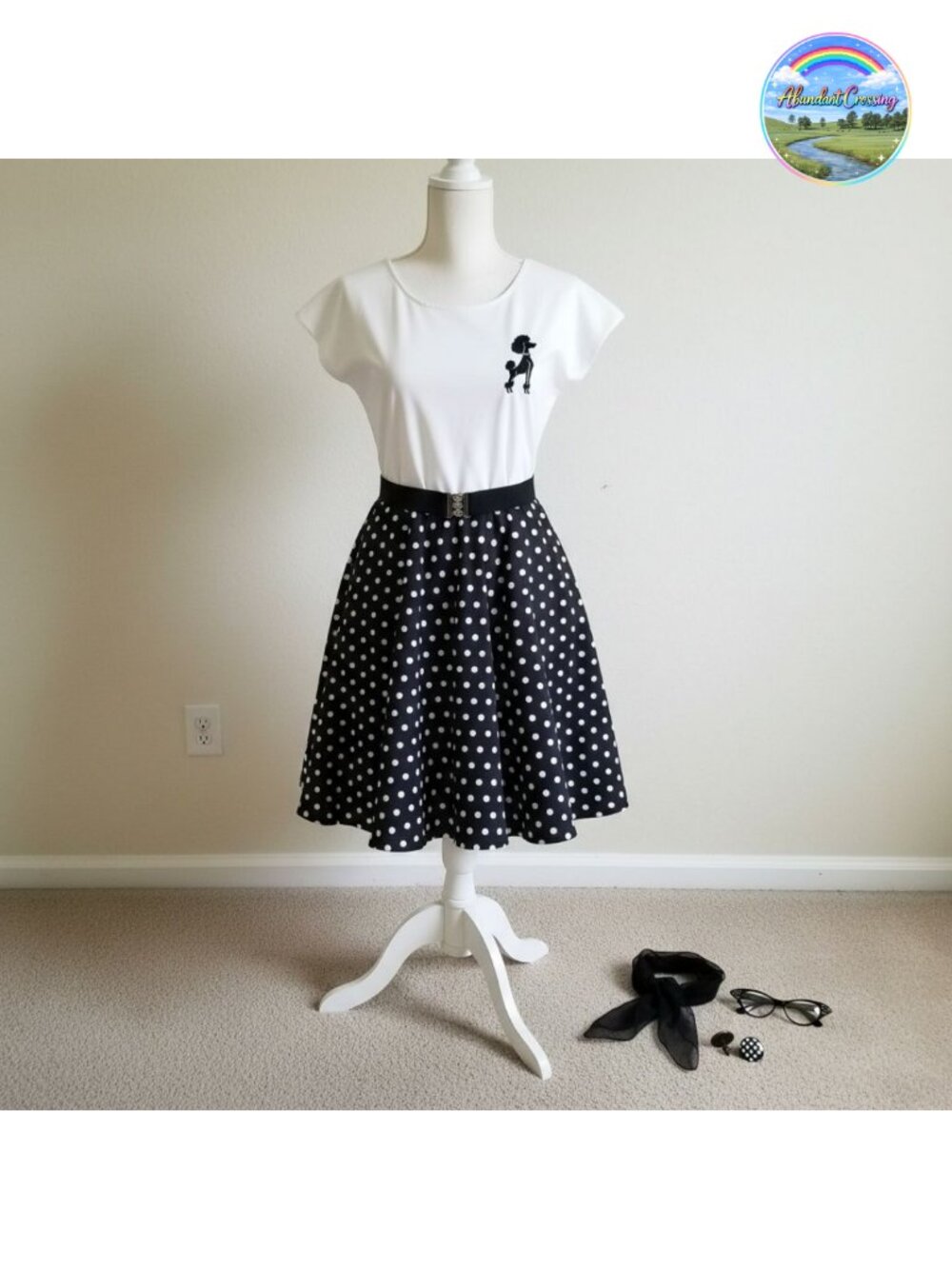 Retro 50s Poodle Skirt Set with Cat Eye Glasses & Scarf